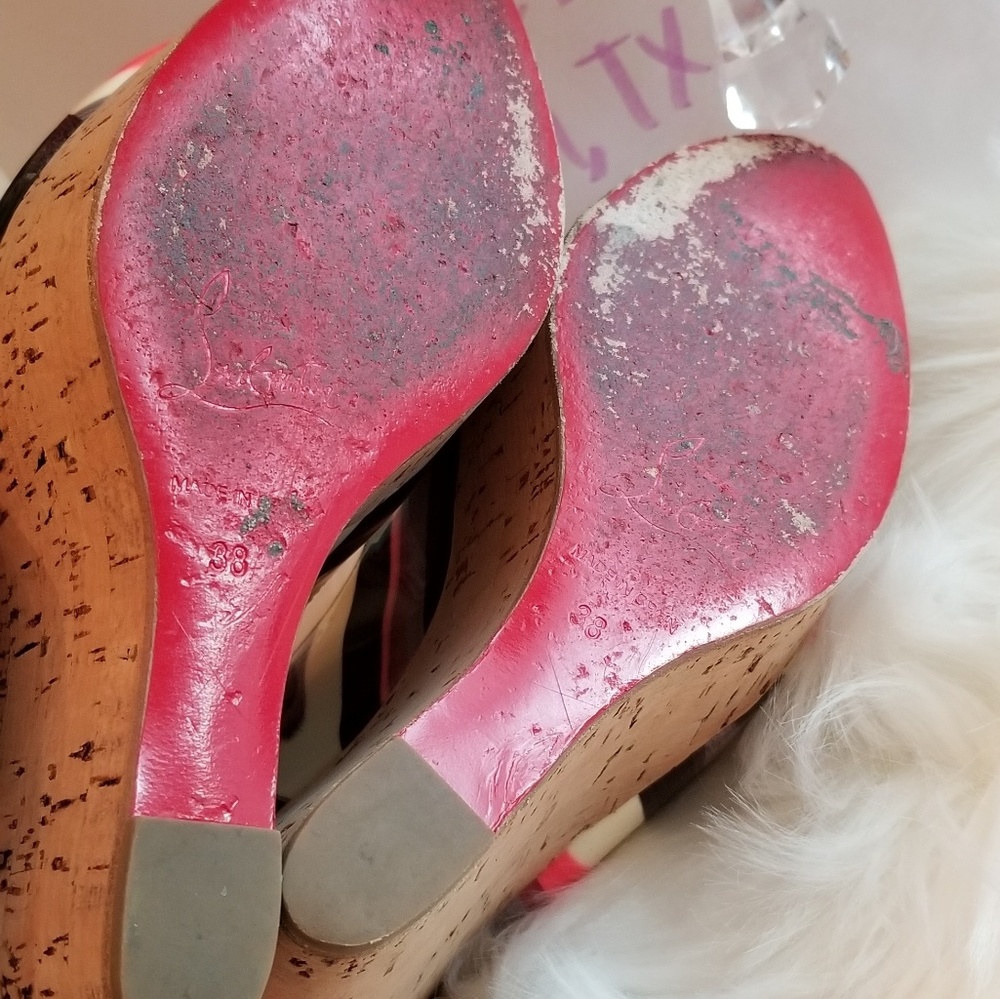 Louboutin Peep-toe patent leather wedges - Picture 4 of 8